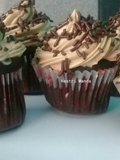 Foto resep Eggless chocolate cupcakes