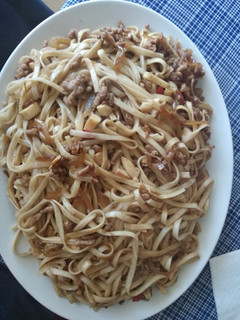 Una foto de Noodles con salsa de soja