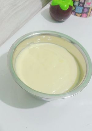 Una foto de Ganache montada de miel