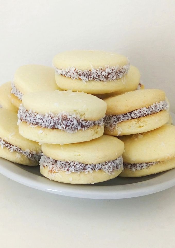 Una foto de Alfajores de maicena deliciosos (versiones con y sin gluten)