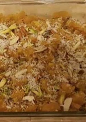 A picture of Baisen and coconut halwa.