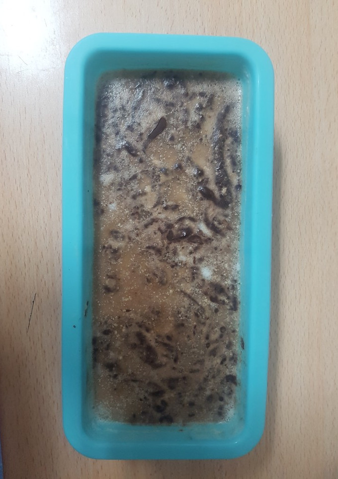 Una foto de Postre de queso batido y chocolate