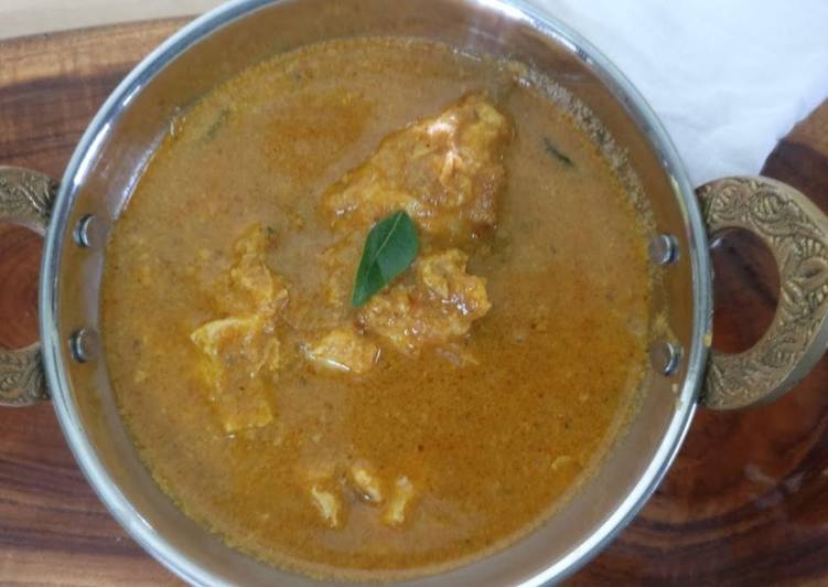 Award-winning EGG CURRY / UDAICHU OOTHINA MUTTAI KULAMBU