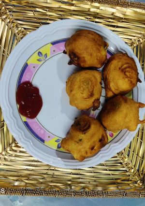 आलू बड़े (Aloo bade ki recipe in hindi) रेसिपी मुख्य फोटो