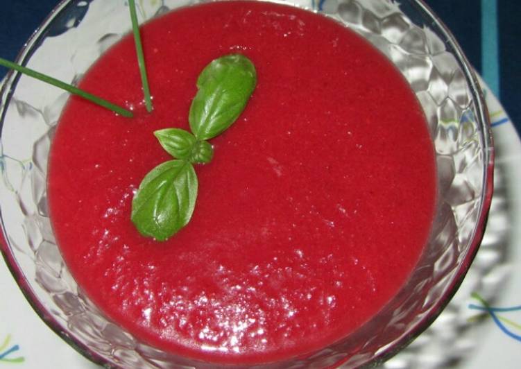 Gazpacho de sandía y remolacha