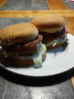 A picture of Brad's salmon burgers.