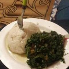 A picture of Ugali and sukumawiki.