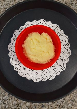 A picture of Homemade instant khoya/mava.