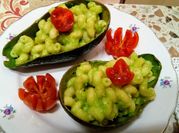 O imagine cu paste cu avocado