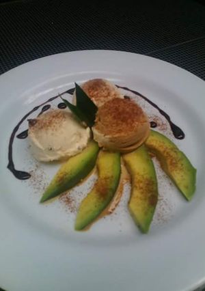 Foto resep avocado with ice cream