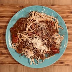 A picture of Spaghetti Bolognese.