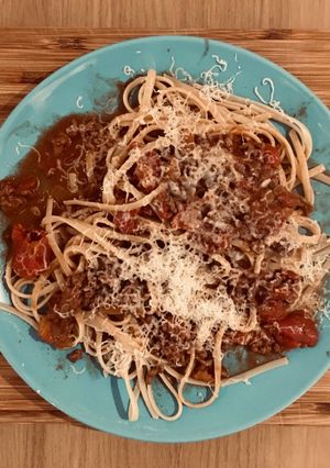 A picture of Spaghetti Bolognese.