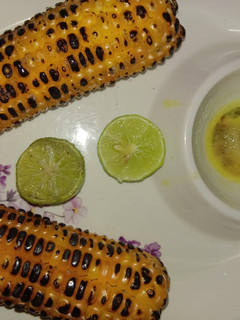 मसाला भुट्टा रोस्टेड (Masala bhutta roasted recipe in hindi) रेसिपी मुख्य फोटो