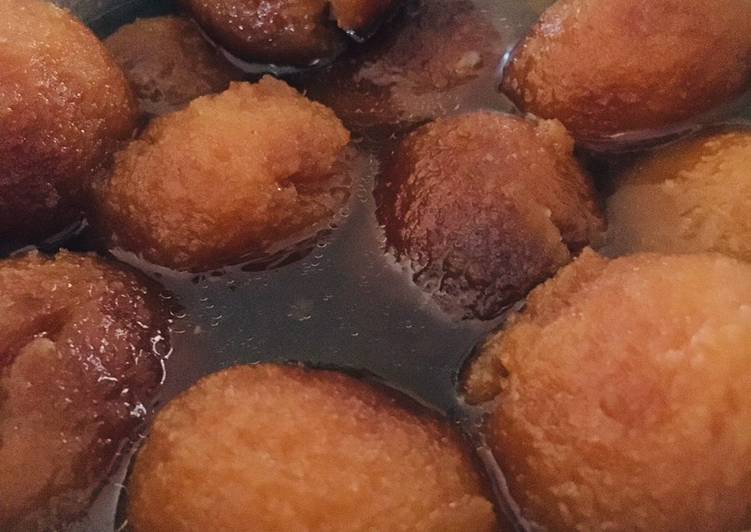 Step-by-Step Guide to Make Perfect Sooji ke gulab jamun