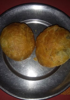 A picture of Mung Daal Kachori.