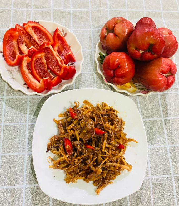 Hình của món Mực rim me chua ngọt.