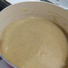 A picture of Gravy.
