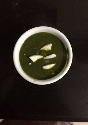 पालक पनीर (Palak paneer recipe in hindi) रेसिपी मुख्य फोटो