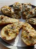 Baked pears with stilton cheese