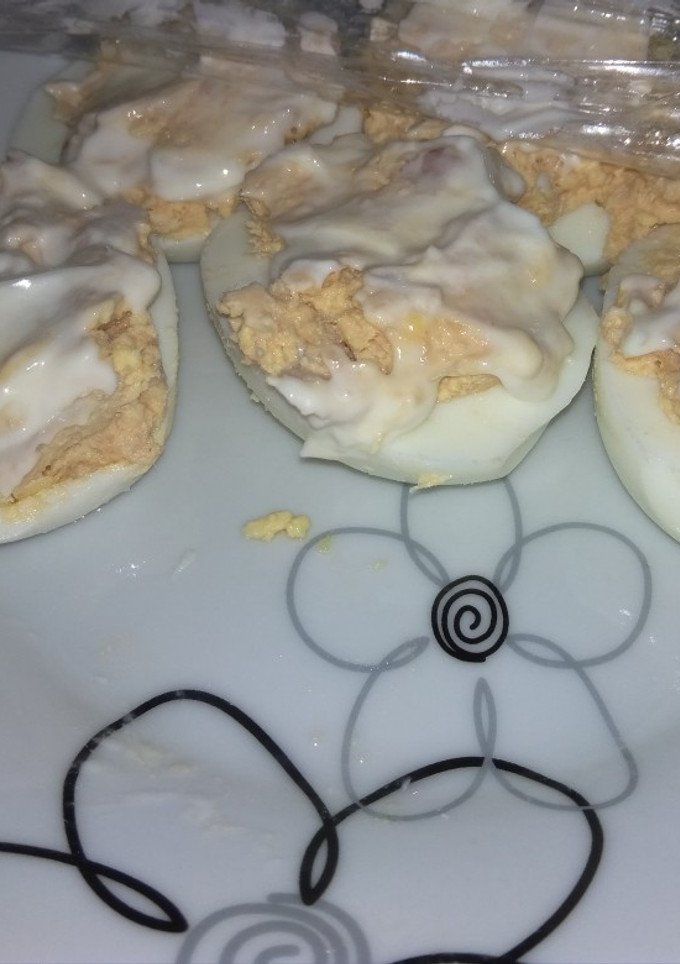 Una foto de Huevos rellenos