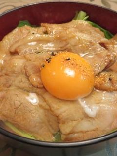 日式豬肉丼(豚丼) 的食譜成品照片