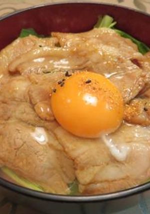 日式豬肉丼(豚丼) 的食譜成品照片