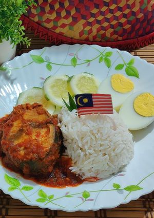 Gambar Nasi lemak Ikan Tongkol Rebus