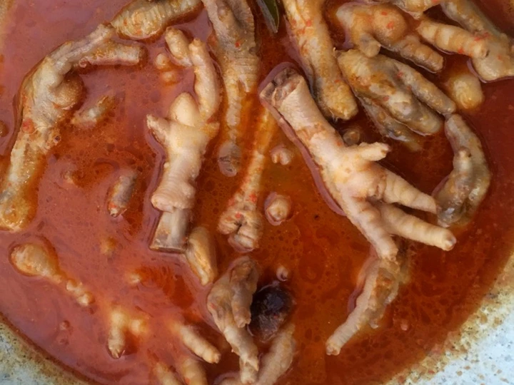 Langkah Mudah untuk Menyiapkan Resep Ceker kuah pedas yang  Bikin Ketagihan Anti Ribet, Menggugah Selera