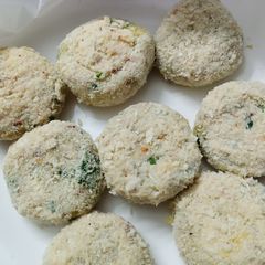 A picture of Hari piyaz ke cutlets.