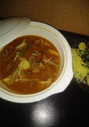 A picture of Beef nihari.
