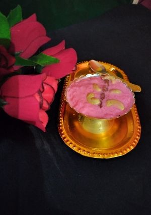 A picture of Beetroot payesh.