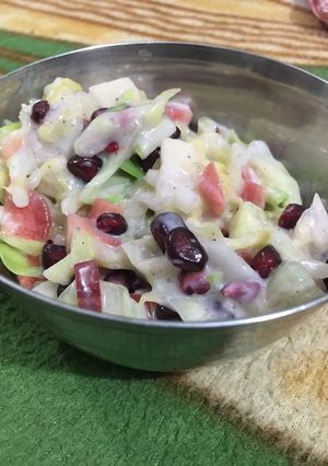 A picture of Creamy salad.