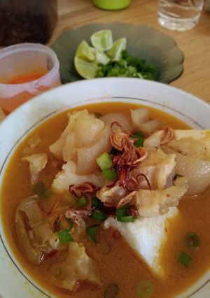 Foto resep Lontong Kikil khas Suroboyo