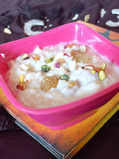 चावल की खीर (Chawal ki Kheer recipe in hindi) रेसिपी मुख्य फोटो
