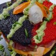 Tartar de atún rojo, mango y mayonesa de wasabi