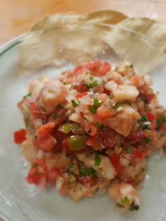 Una foto de Ceviche al estilo de mi mamá