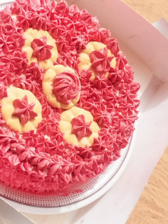 A picture of Vanilla butter icing.