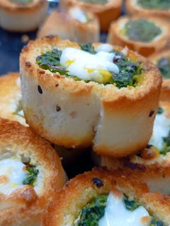 عکسی از دستور کوکو سبزی با نان باگت مجلسی