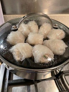 A picture of Pork & Ginger Steamed Dumplings.
