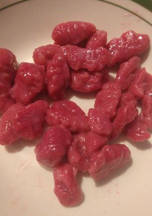 Una foto de Ñoquis remolacha(veg)