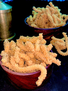 தினை பட்டர் முறுக்கு (Thinai butter murukku recipe in tamil) செய்முறை முக்கிய புகைப்படம்