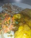 Carne guisada y ensalada