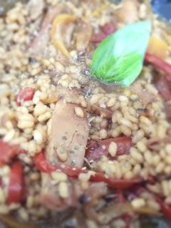 Una foto de Arroz Meloso Entre Oriente y Occidente