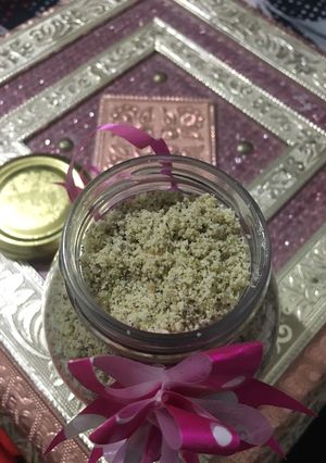 ડ્રાયફ્રુટ પ્રોટીન પાઉડર (Dryfruit protein powder recipe in Gujarati) રેસીપી મુખ્ય ફોટો