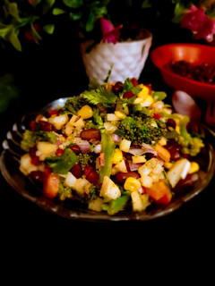 किडनी बींस मैक्सिकन सैलेड(kidney beans mexican salad recepie in hindi) रेसिपी मुख्य फोटो