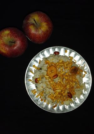 व्हाइट पोहा (White Poha recipe in Hindi) रेसिपी मुख्य फोटो