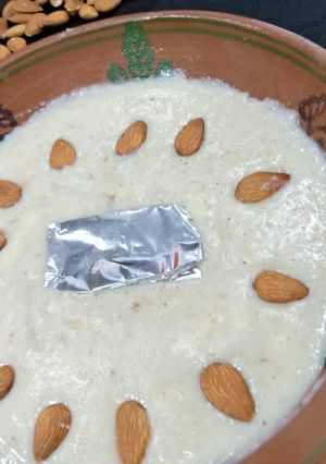 A picture of لچھے دار ربڑی.