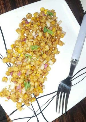 A picture of Chana Dal Chat.