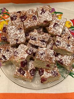 Meggyes kevert süti recept fotója