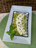 Gurken-Mozzarella -Salat mit pikantem Apfeldressing